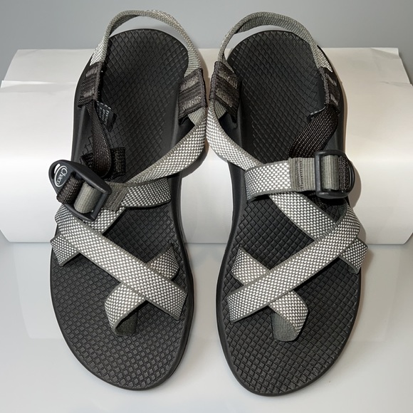 Almost New Gray Strap Chaco Z/2 Womens Sandals - Size 8 MADE IN USA - Picture 12 of 15